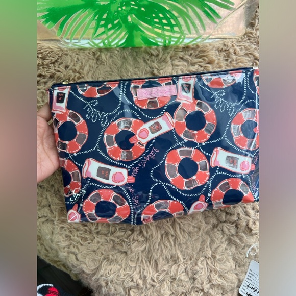 Lilly Pulitzer Tropical Travel Tote - Picture 11 of 11